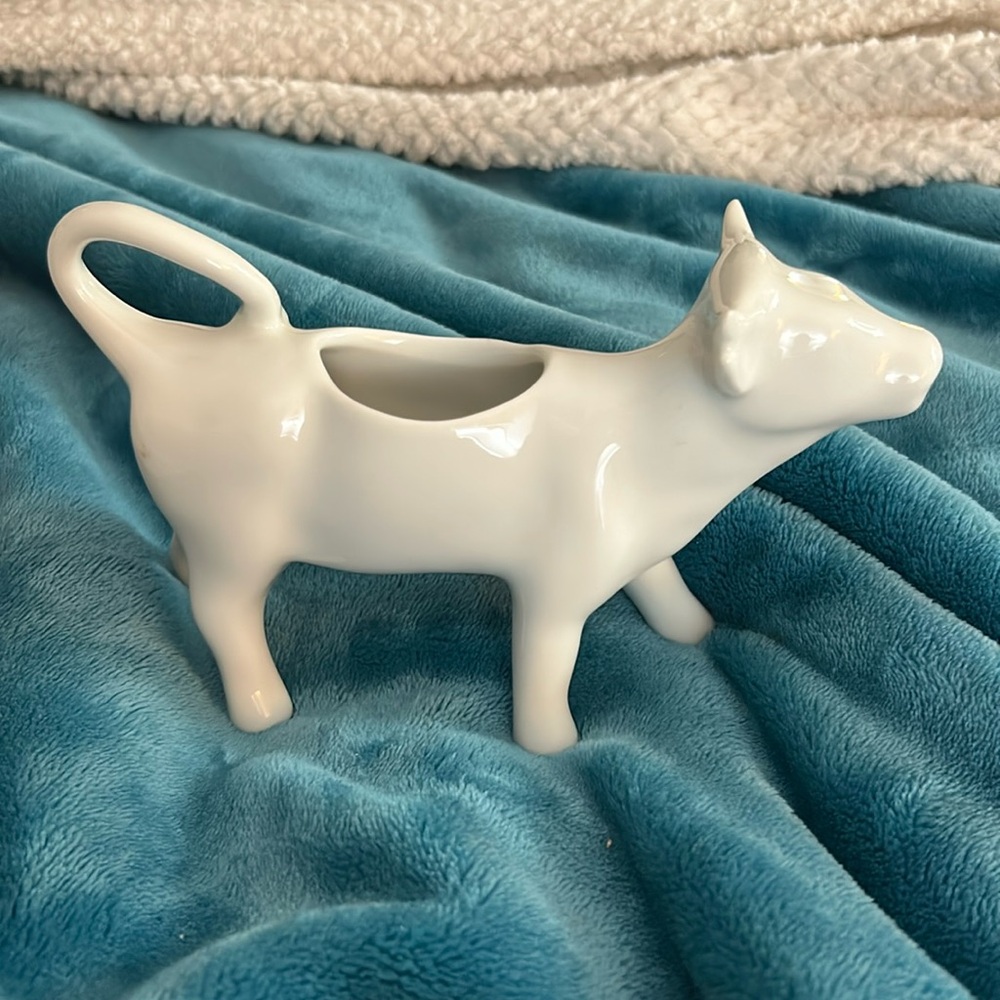 Vintage Apilco Porcelain France Signed Cow Creamer